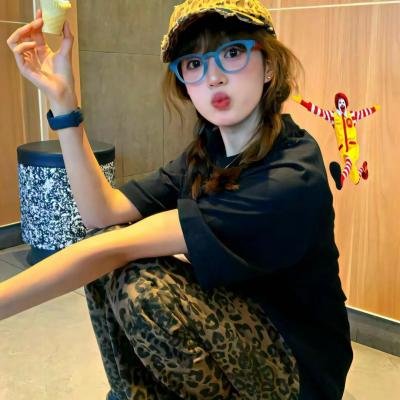 阿特拉斯耸耸肩